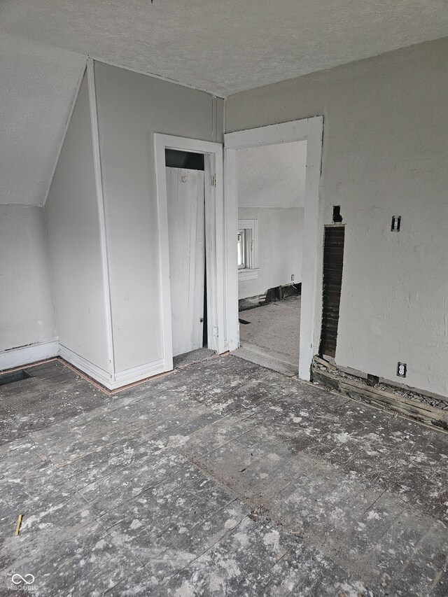 2702 Boulevard Pl, Indianapolis, IN 46208 - photo 10