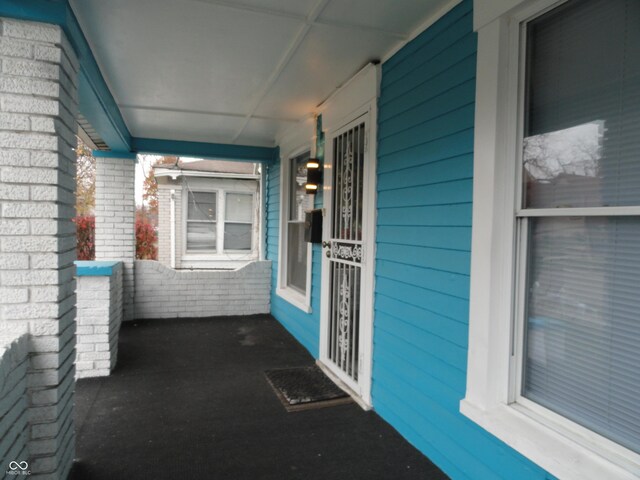 443 N Centennial St, Indianapolis, IN 46222 - photo 4