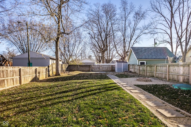 view of yard with a storage shed