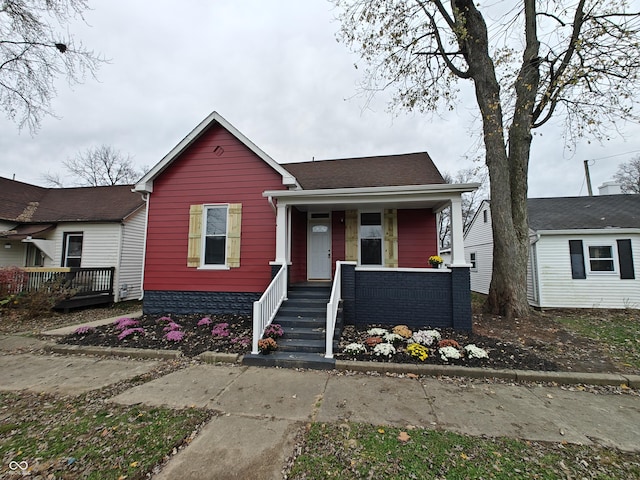 bungalow featuring a porch