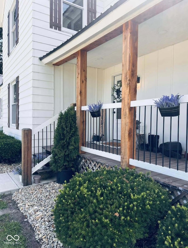 doorway to property with a porch