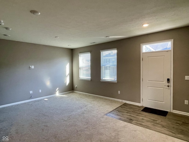 entryway featuring carpet