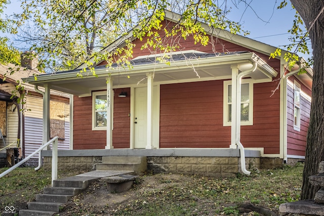 view of front of home featuring a porch