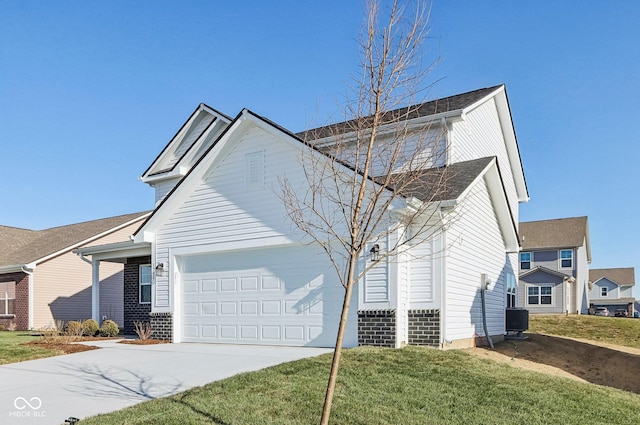 view of front of property featuring central AC and a front lawn