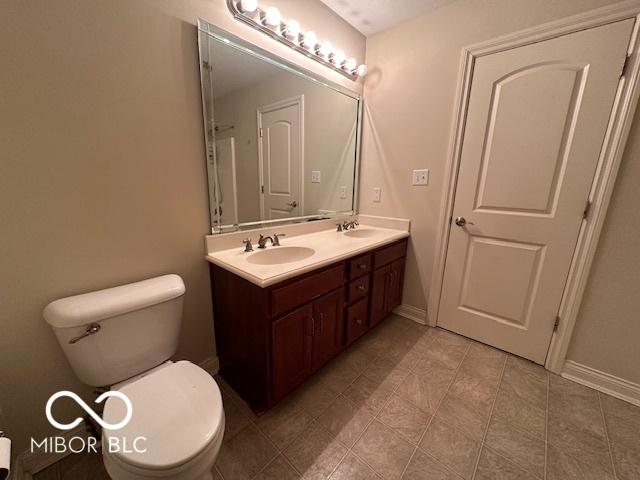 581 Beehler Dr, Whiteland, IN 46184 - photo 25