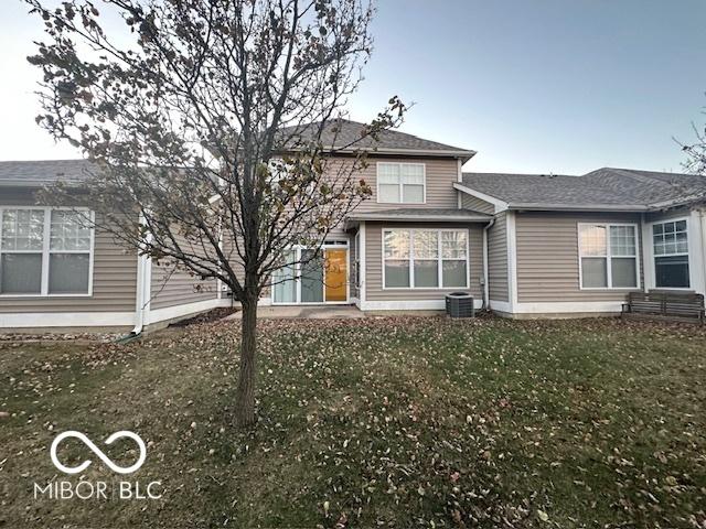 581 Beehler Dr, Whiteland, IN 46184 - photo 2