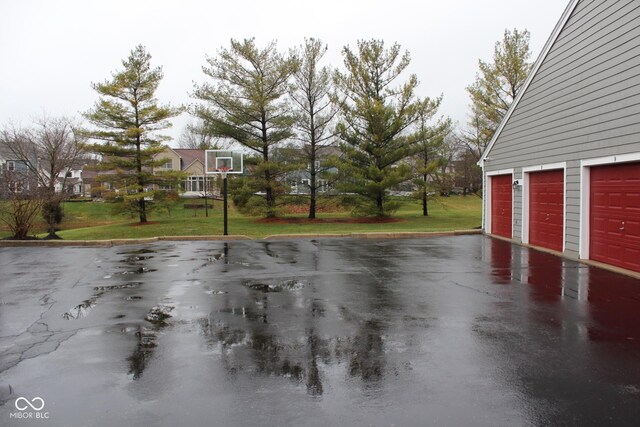 exterior space featuring a yard