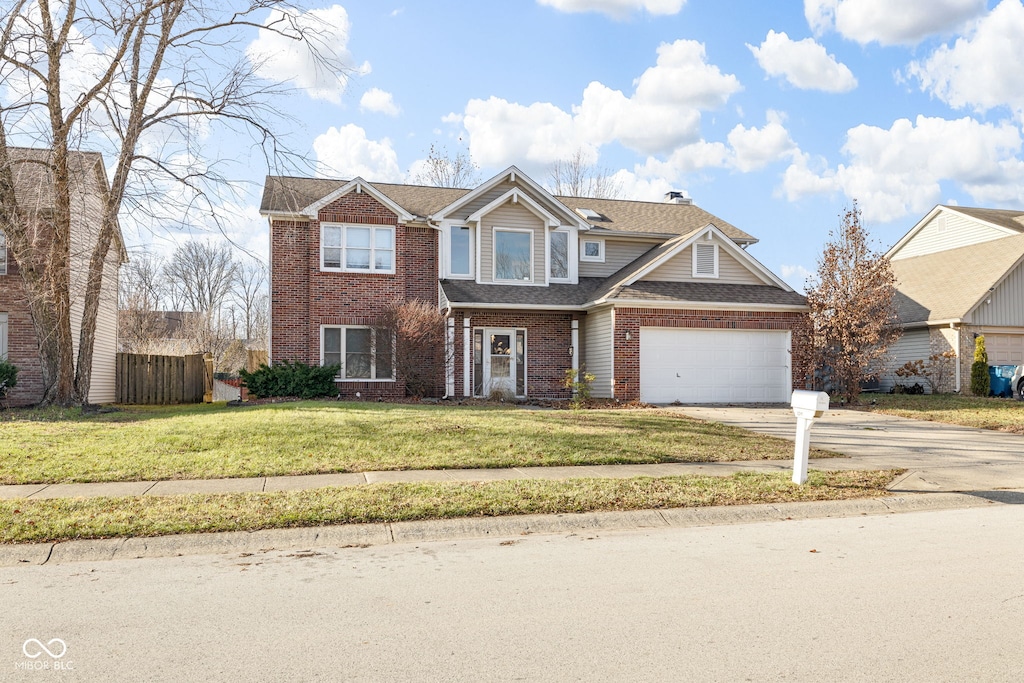 view of front of property with a front yard