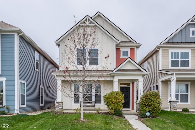 view of front of home with a front yard