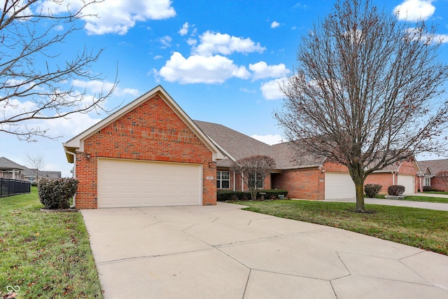 ranch-style house featuring a front yard