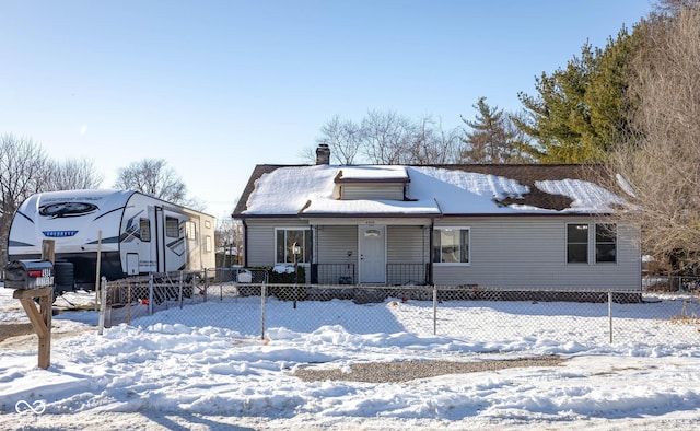 view of front of house with covered porch