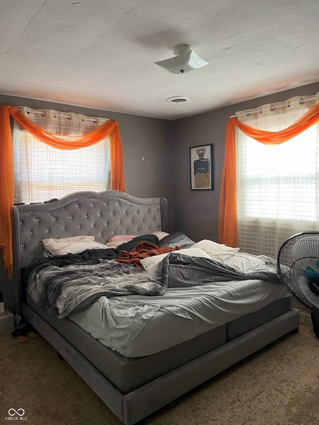 bedroom with carpet flooring