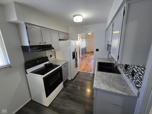 kitchen featuring dark hardwood / wood-style flooring, sink, gray cabinets, and white appliances