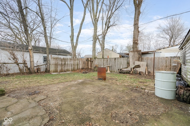 view of yard with a patio area