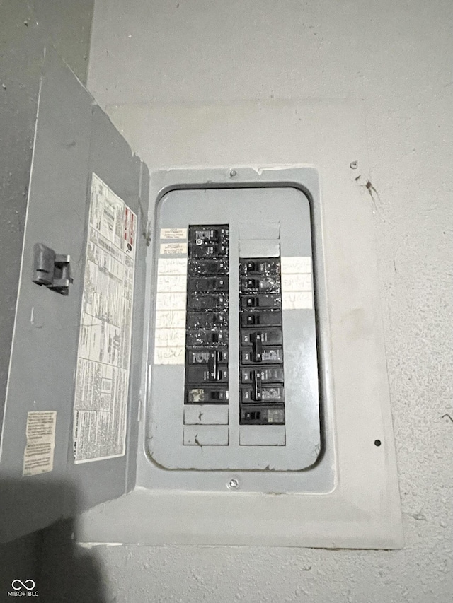 2134 Pleasant St, Indianapolis, IN 46203 - utilities with electric panel
