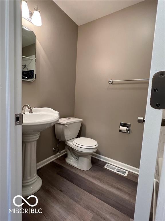 5353 S Holiday Dr, Crawfordsville, IN 47933 - photo 16