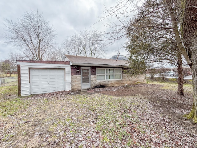 view of front facade with a garage