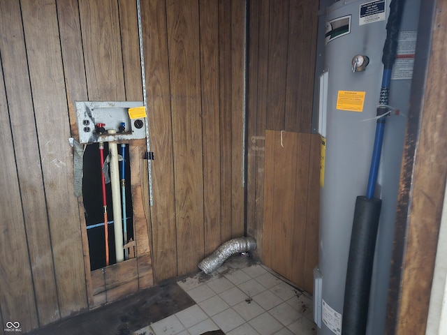 7071 S Charles Pl, Terre Haute, IN 47802 - utility room with water heater
