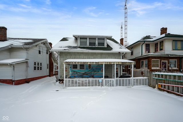 view of front of house with covered porch