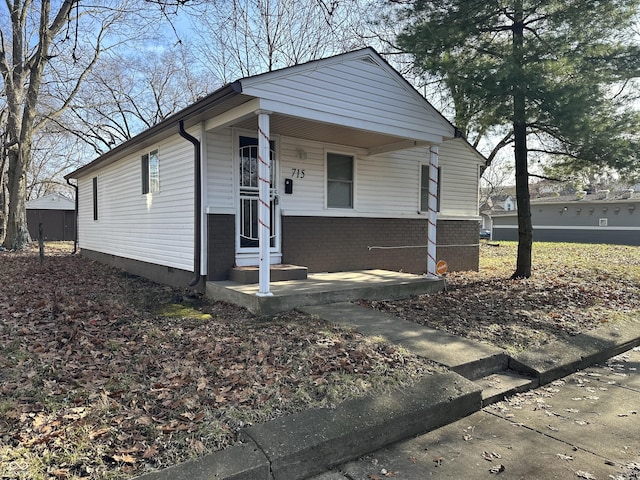 view of front facade with a porch