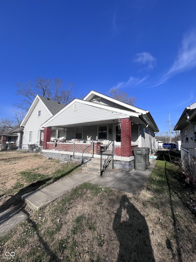 view of front of house featuring a porch