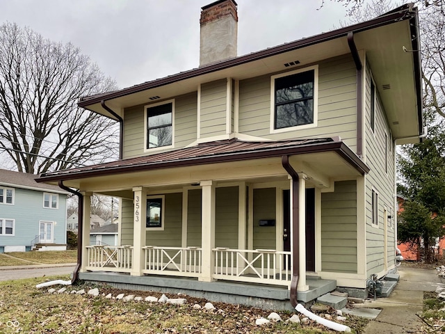 view of front of property featuring a porch