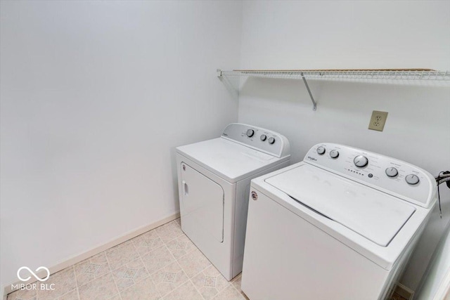 laundry room featuring independent washer and dryer