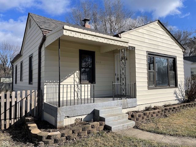 bungalow-style house featuring covered porch