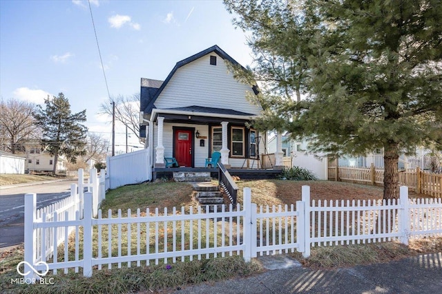 view of front facade featuring a porch