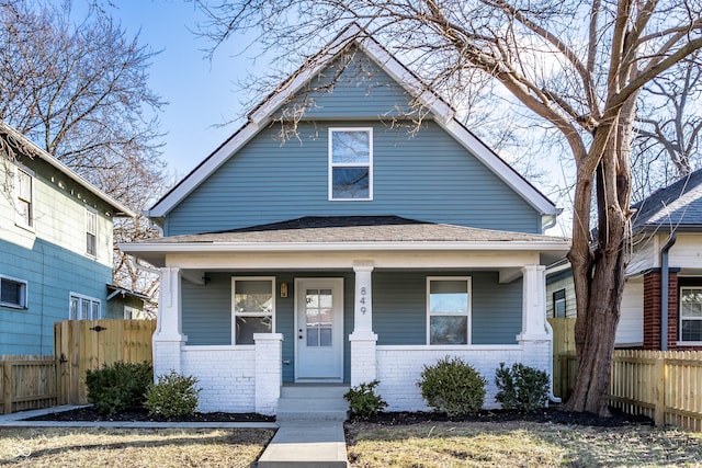 bungalow-style home with covered porch