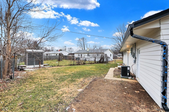 view of yard featuring cooling unit