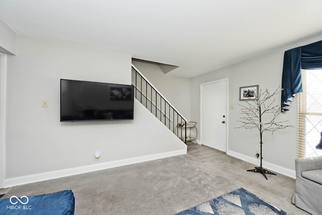 living room with carpet flooring