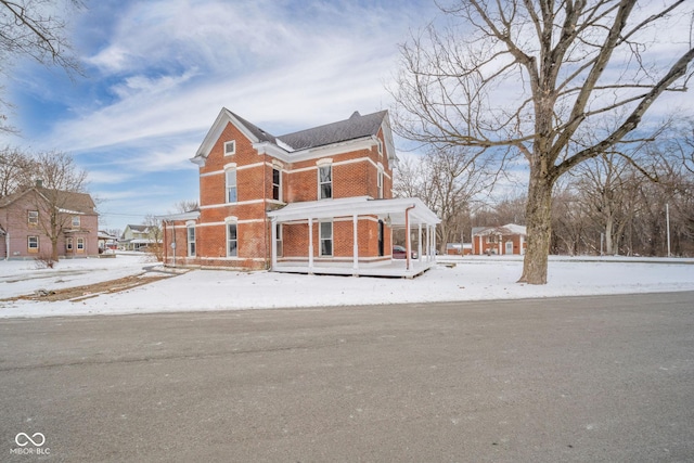 view of front of house