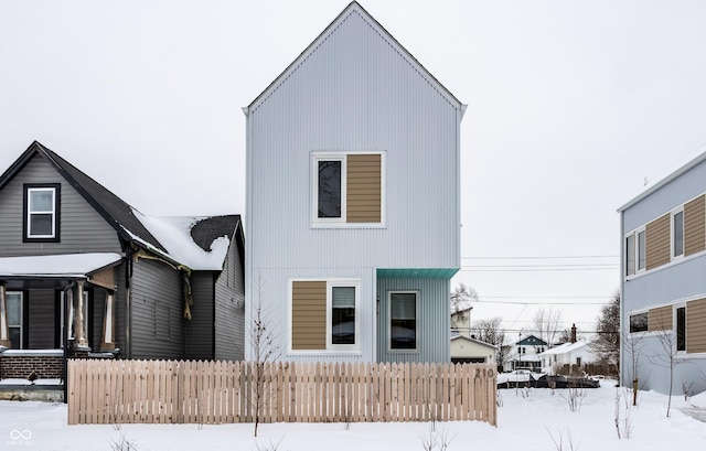 view of front of home