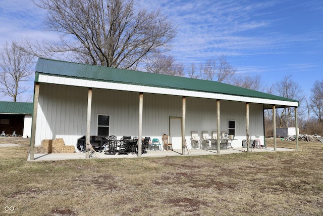 view of outdoor structure