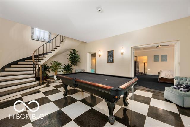 recreation room featuring billiards