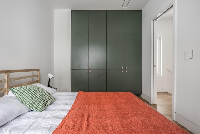 bedroom featuring a closet