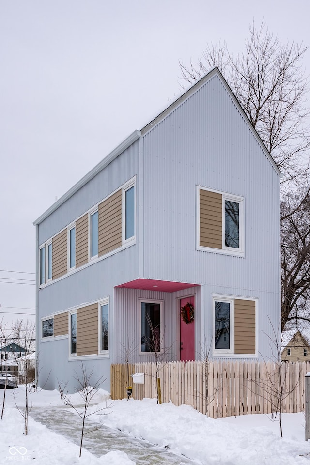 view of front of house