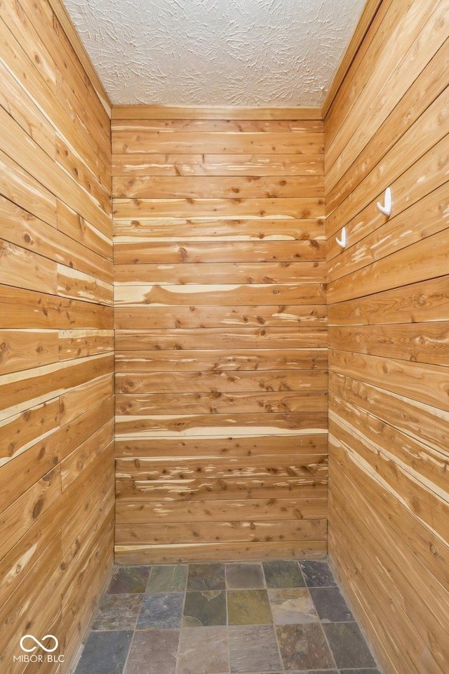 view of sauna / steam room