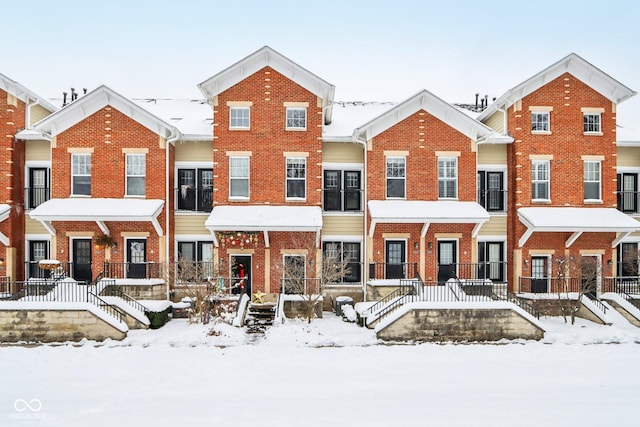 view of townhome / multi-family property