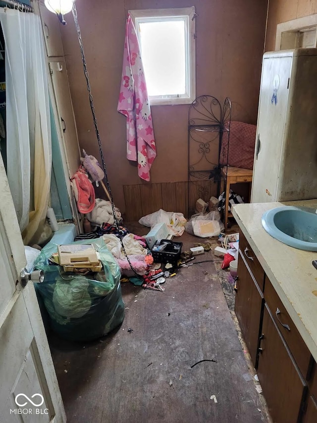 bathroom featuring vanity