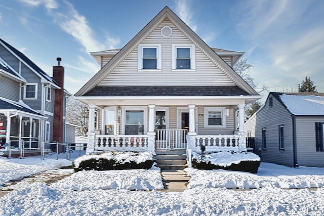 view of front of home featuring a porch