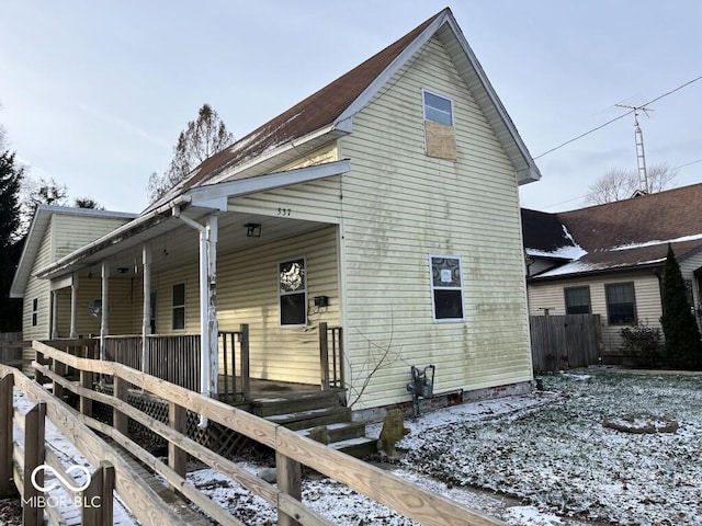 view of front of home with covered porch