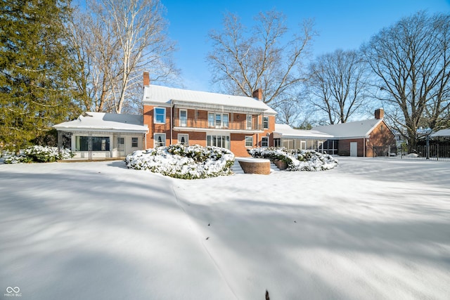 view of front of property