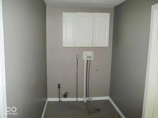1138 W 33rd St, Indianapolis, IN 46208 - laundry room with cabinet space, washer hookup, baseboards, and gas dryer hookup