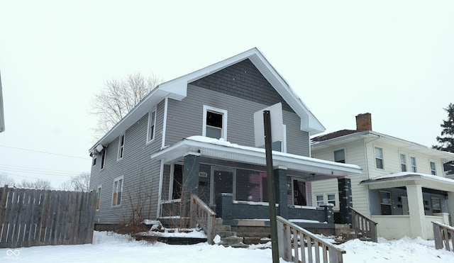 front of property with covered porch