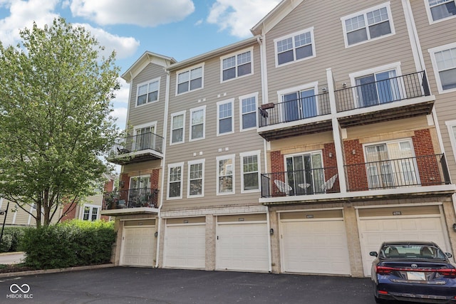 6595 Reserve Dr, Indianapolis, IN 46220 - view of building exterior