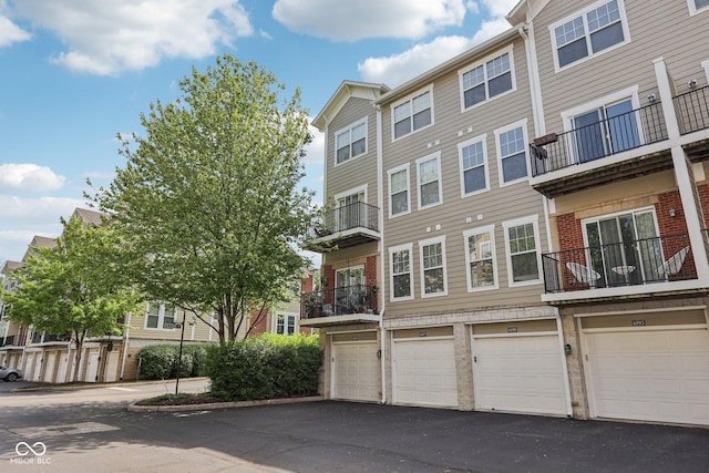 6595 Reserve Dr, Indianapolis, IN 46220 - view of property