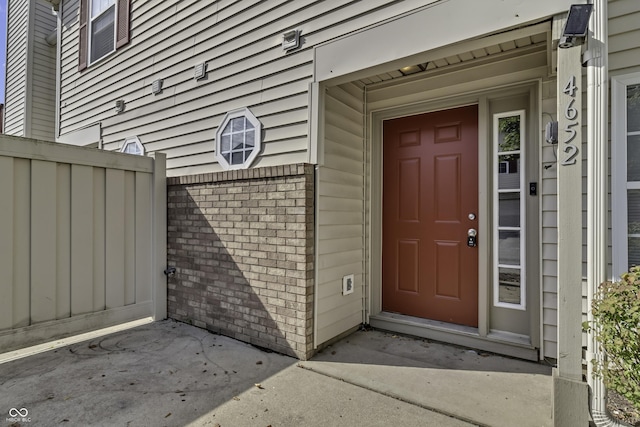 4652 Kimmeridge Ln, Indianapolis, IN 46254 - property entrance featuring brick siding