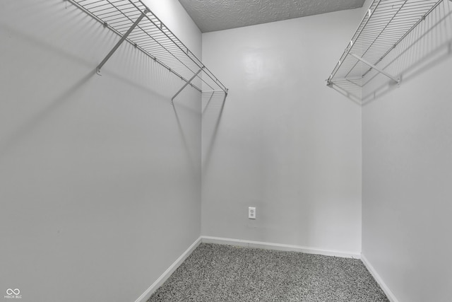 4652 Kimmeridge Ln, Indianapolis, IN 46254 - spacious closet featuring carpet